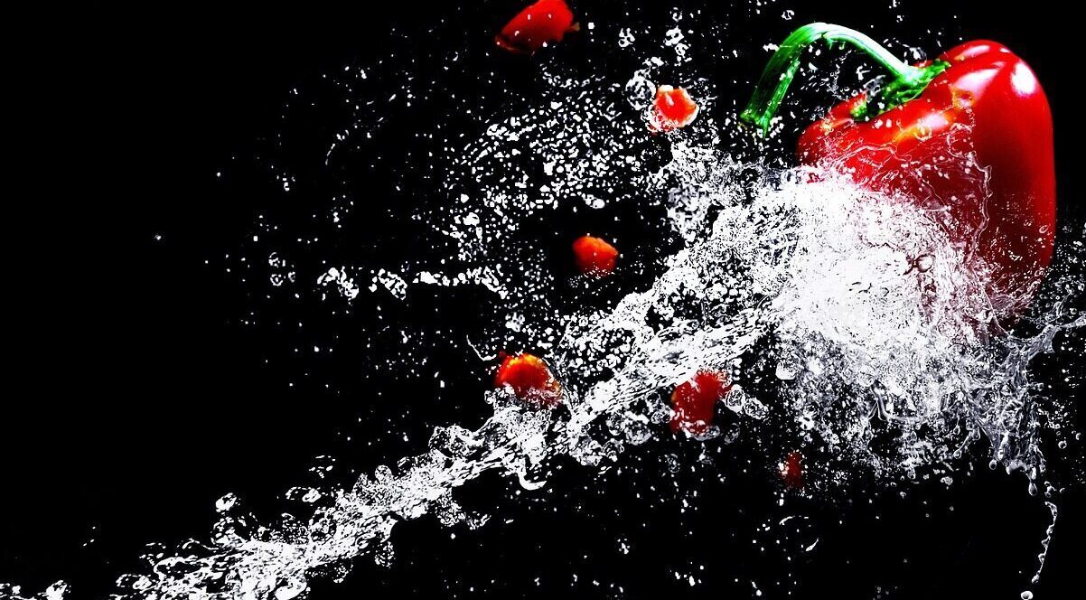 water, paprika, splash-2943518.jpg